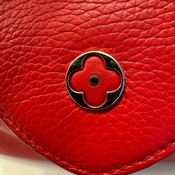 Louis Vuitton Bag EUC - Picture 6 of 13